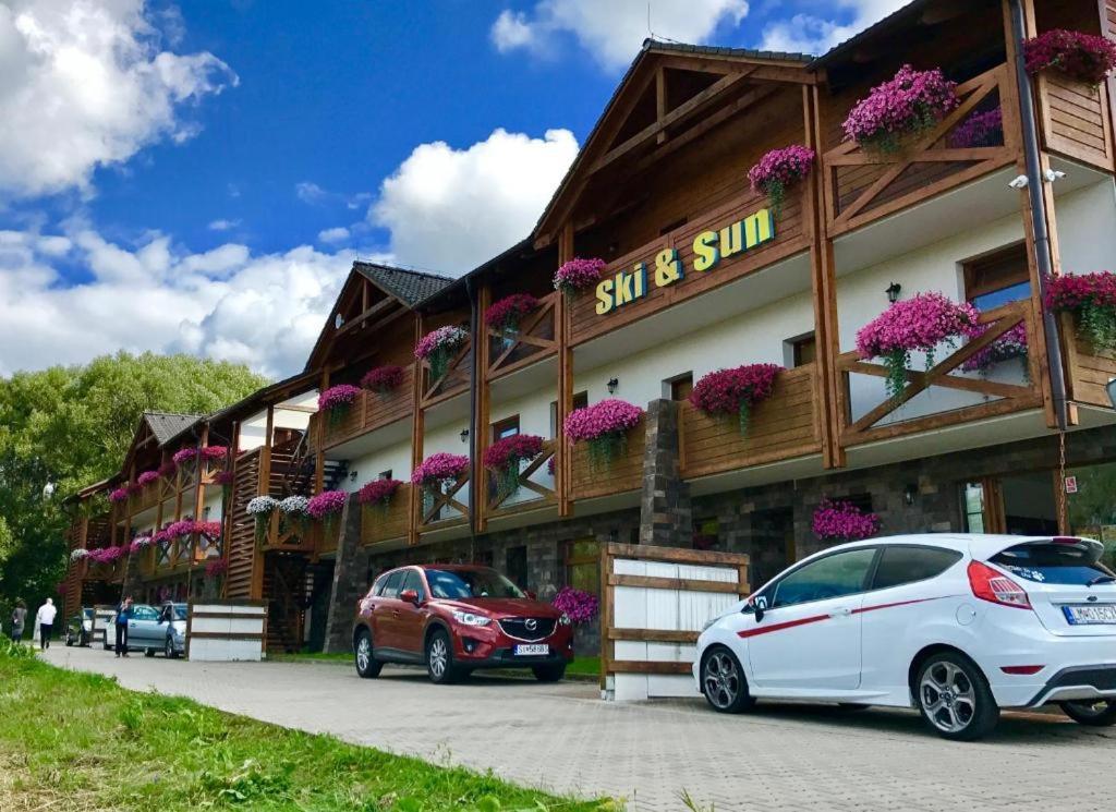 Ski & Sun B9 Liptovský Mikuláš Exteriör bild